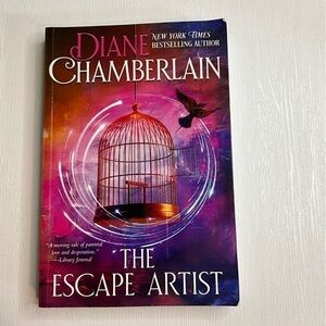 The Escape Artist by Diane Chamberlain Paperback book